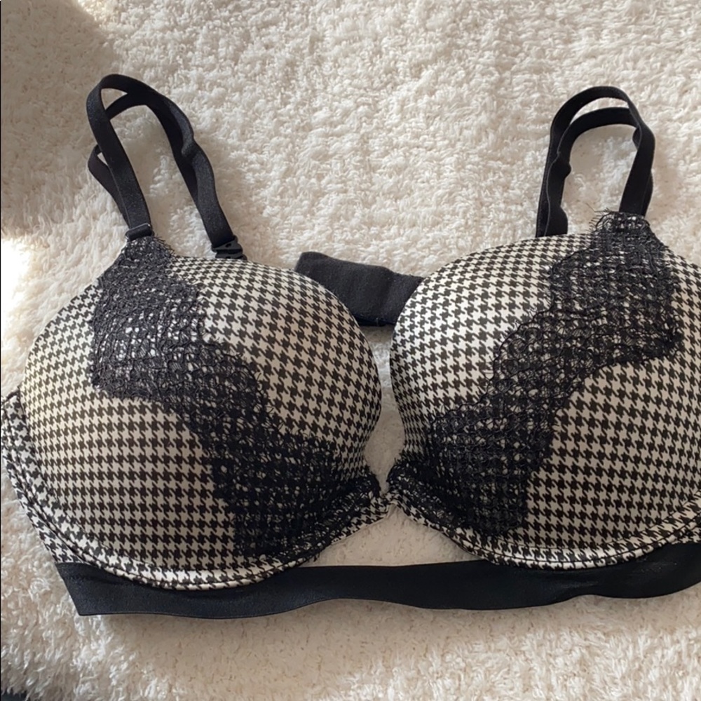 Very Sexy push up bra